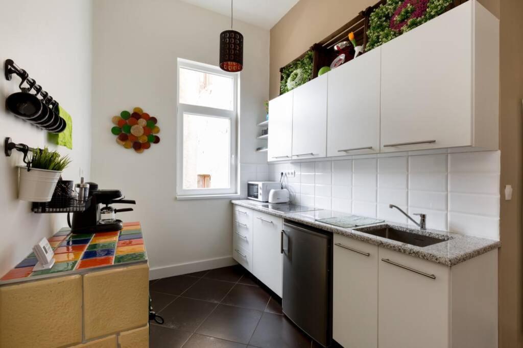 The Mondain Apartman